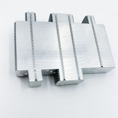 Suku Cadang Mesin CNC yang Disesuaikan Sirip Radiator Aluminium Tembaga Untuk CPU