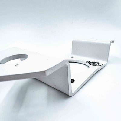 Bagian Fabrikasi Lembaran Logam Presisi Kustom / Bagian Stamping Baja Lapisan Serbuk