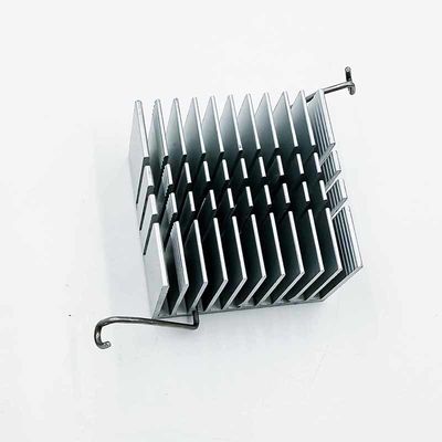 CPU Komputer Bagian Mesin CNC Lembaran Aluminium Radiator Berlubang Logam Pendingin