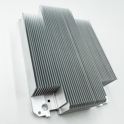 Suku Cadang Mesin CNC Kustom Aluminium Heatsink Untuk Transit Rel