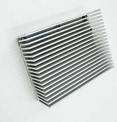 Bagian Logam Mesin CNC Aluminium Heatsink Untuk Inverter Fotovoltaik