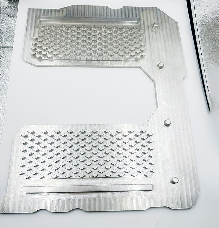 Pelat dasar laptop aluminium permesinan CNC, kipas pendingin heatsink Laptop Basis laptop super senyap dari paduan aluminium daya tinggi